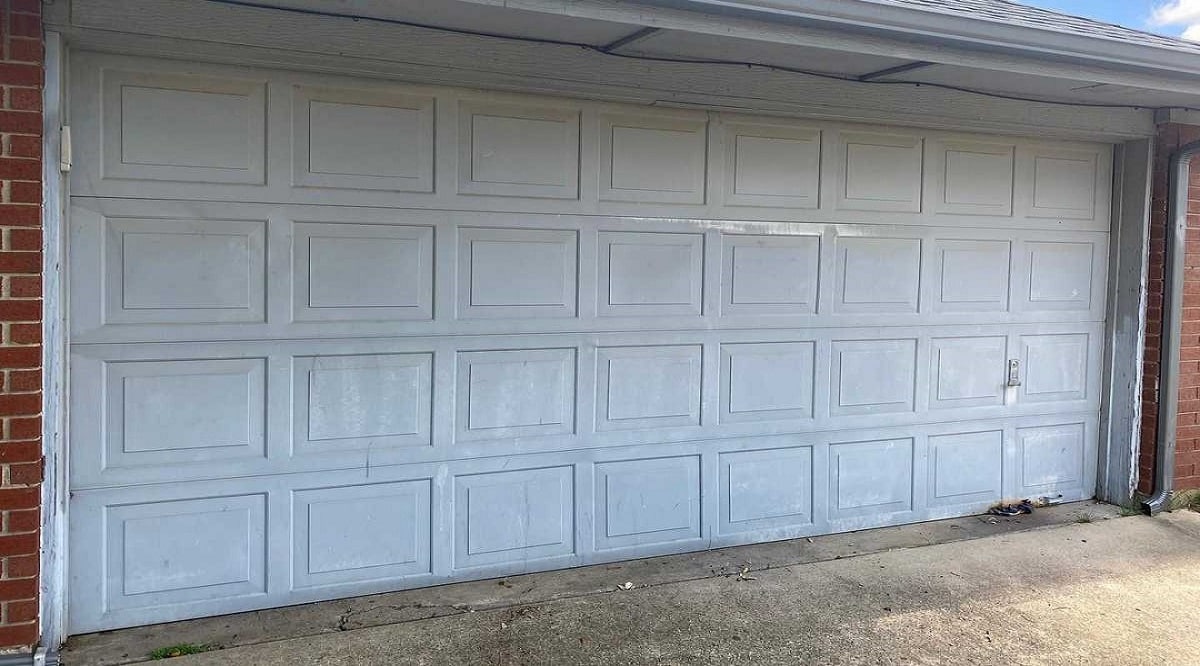 garage-door-repair-edgecliff-village-texas-before1